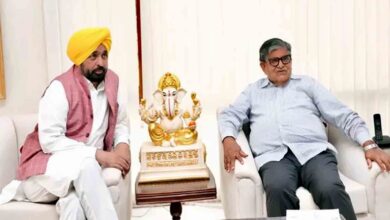 CM Bhagwant Mann Meets Governor